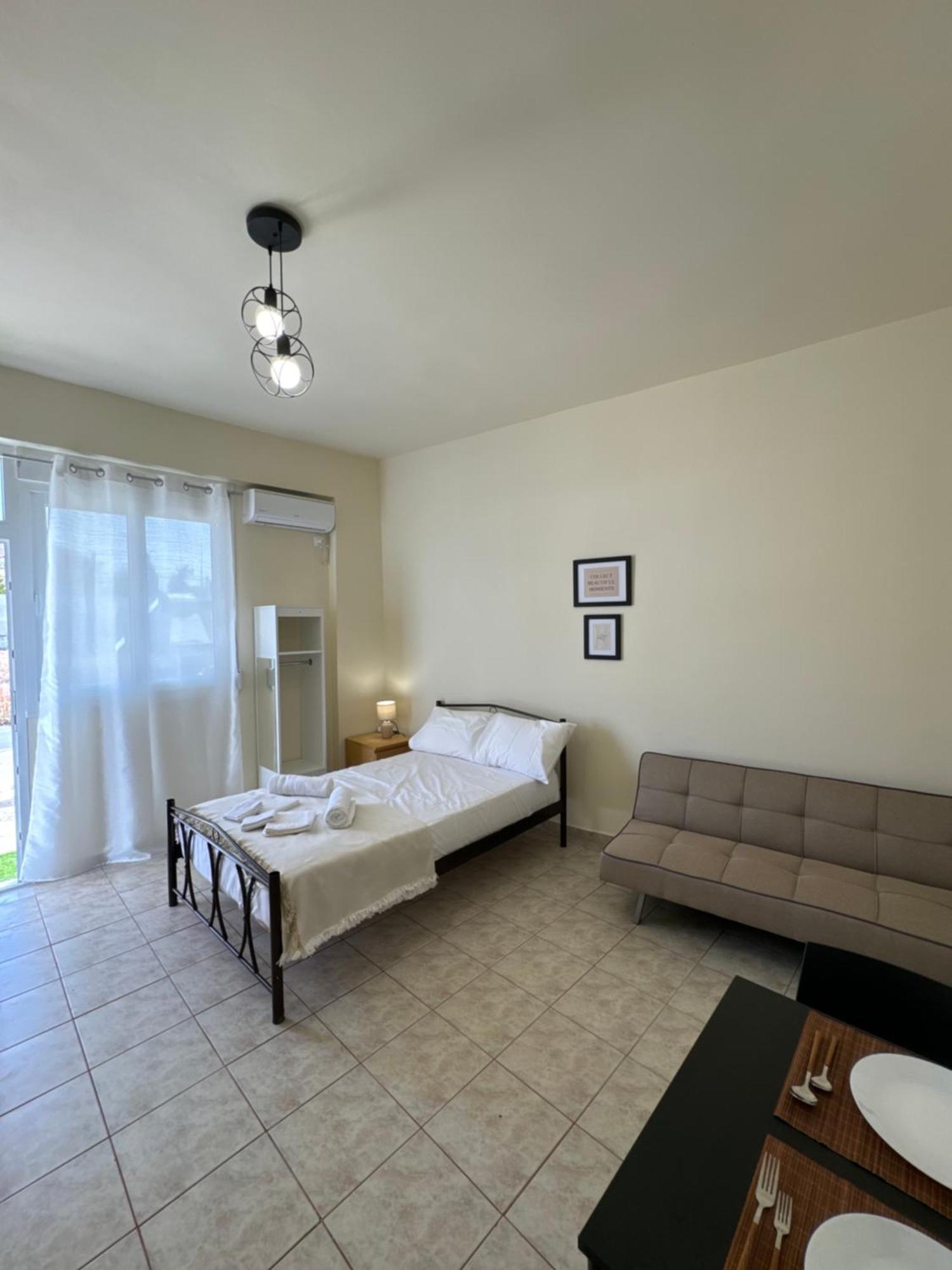 Airpoint Apartments Артеміда Екстер'єр фото